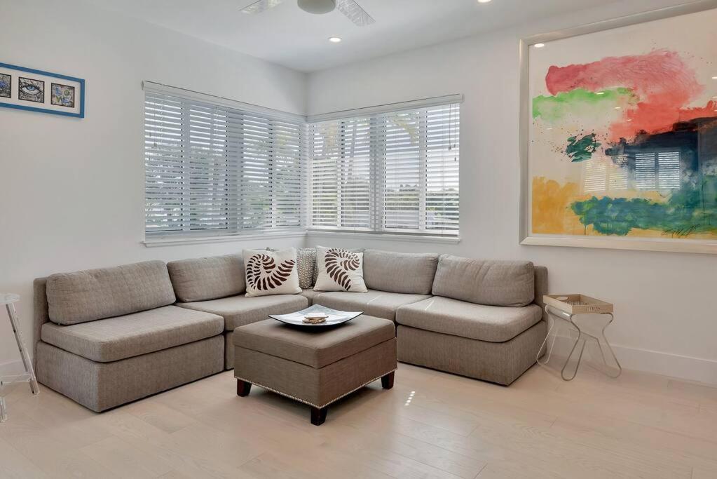 Art Deco W Pool One Mile To Pets Welcome Lake Worth Beach